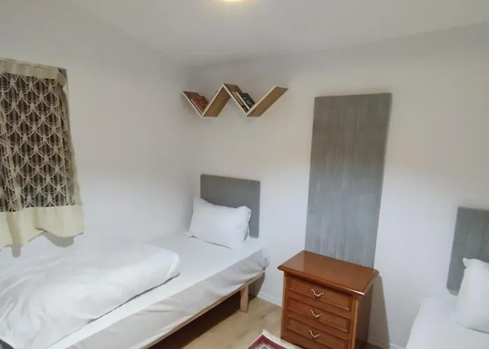 2 Single Bedroom Tirana